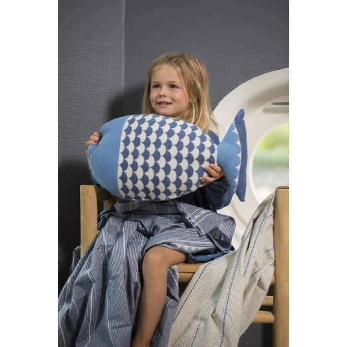 David Fussenegger SILVRETTA Fisch Kissen Mit Füllung - 25x55 Cm - Blau 4 David Fussenegger SILVRETTA Fisch Kissen Mit Füllung - 25x55 Cm - Blau - Image 2