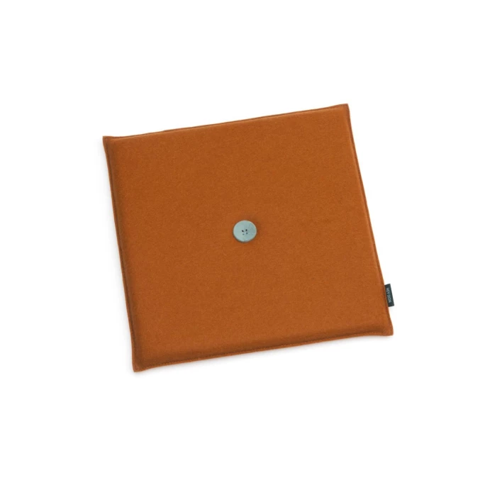 Hey-SIGN Knob Kissen Mit Füllung Quadratisch - 35x35 Cm - Walnuss 3 Hey-SIGN Knob Kissen Mit Füllung Quadratisch - 35x35 Cm - Walnuss