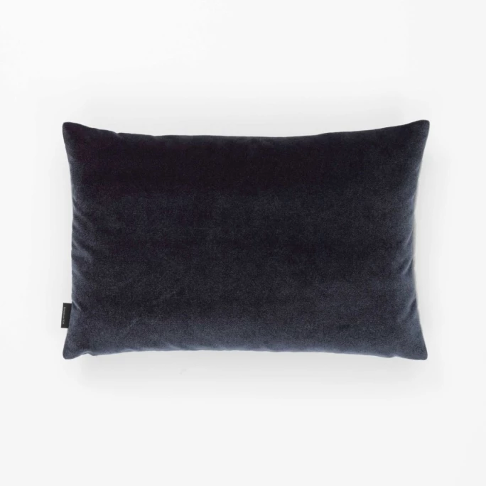 Rohleder Home Collection Rohleder Home Edward Van Vliet Geisha Cloud Kissen Mit Füllung - 60x40x5 Cm - Silber-dunkelblau 4 Rohleder Home Collection Rohleder Home Edward Van Vliet Geisha Cloud Kissen Mit Füllung - 60x40x5 Cm - Silber-dunkelblau - Image 2